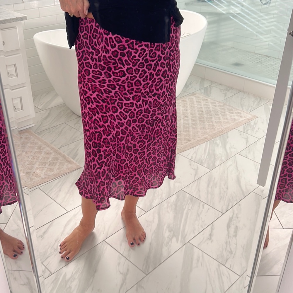 Silky, hot, pink and black cheetah print skirt